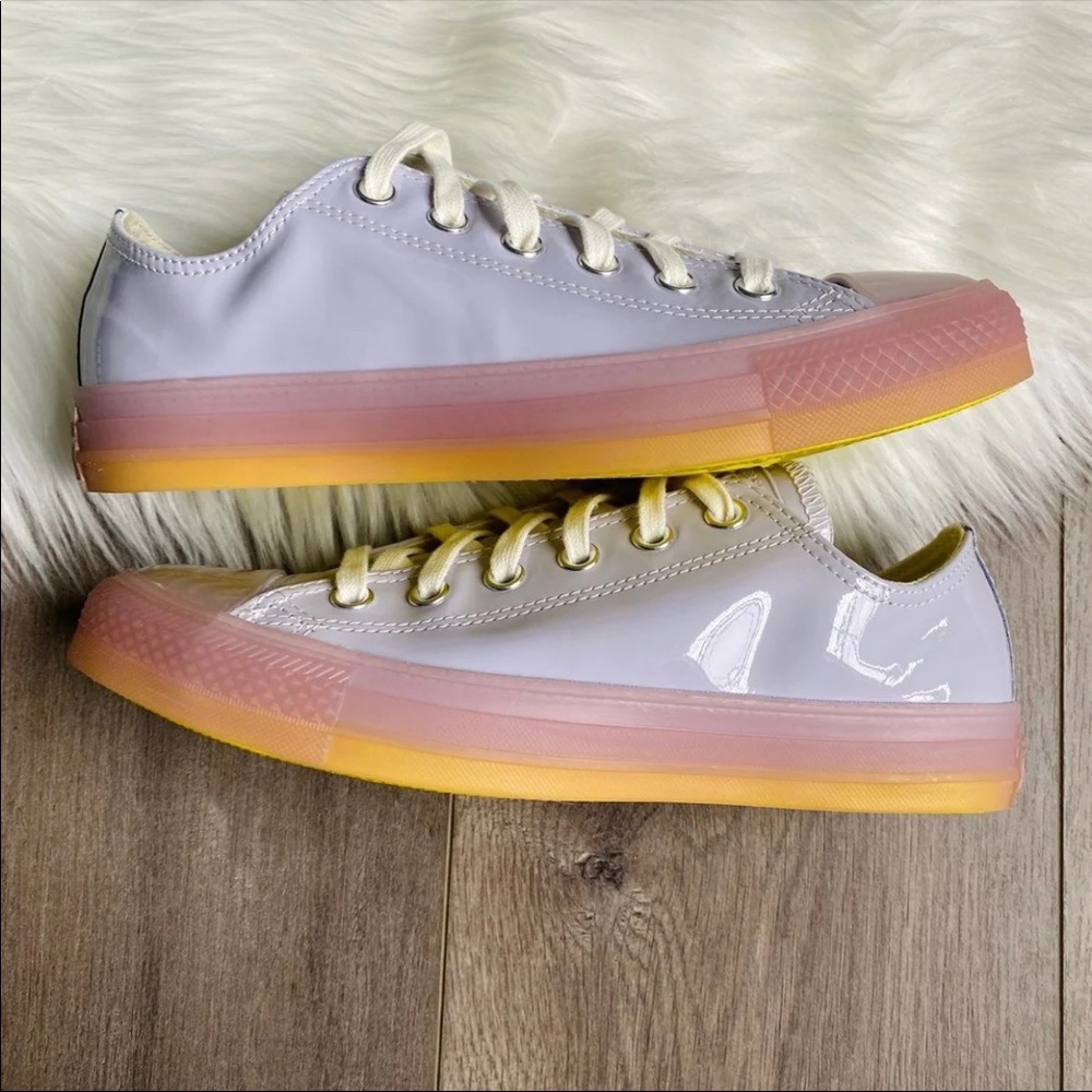 NWT Converse Chuck Taylor All Star Glow - Picture 9 of 9